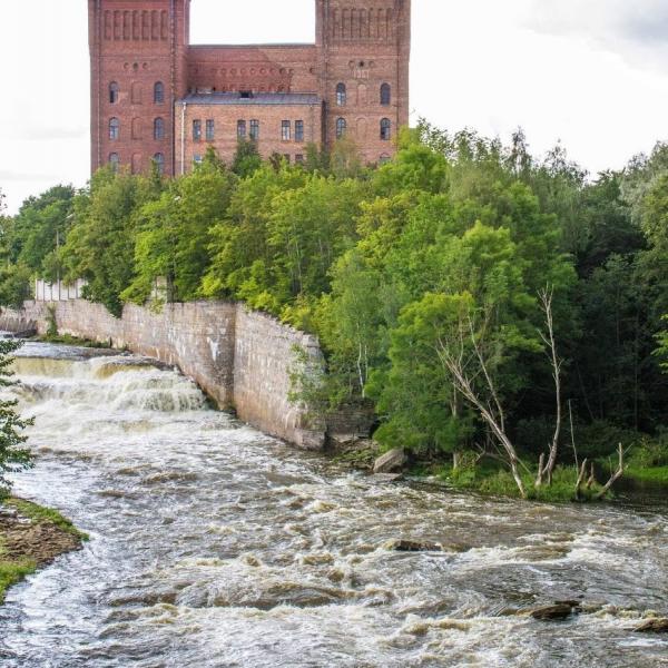 Guided tour of Krenholm Manufacturing Company every Sunday Visit Narva